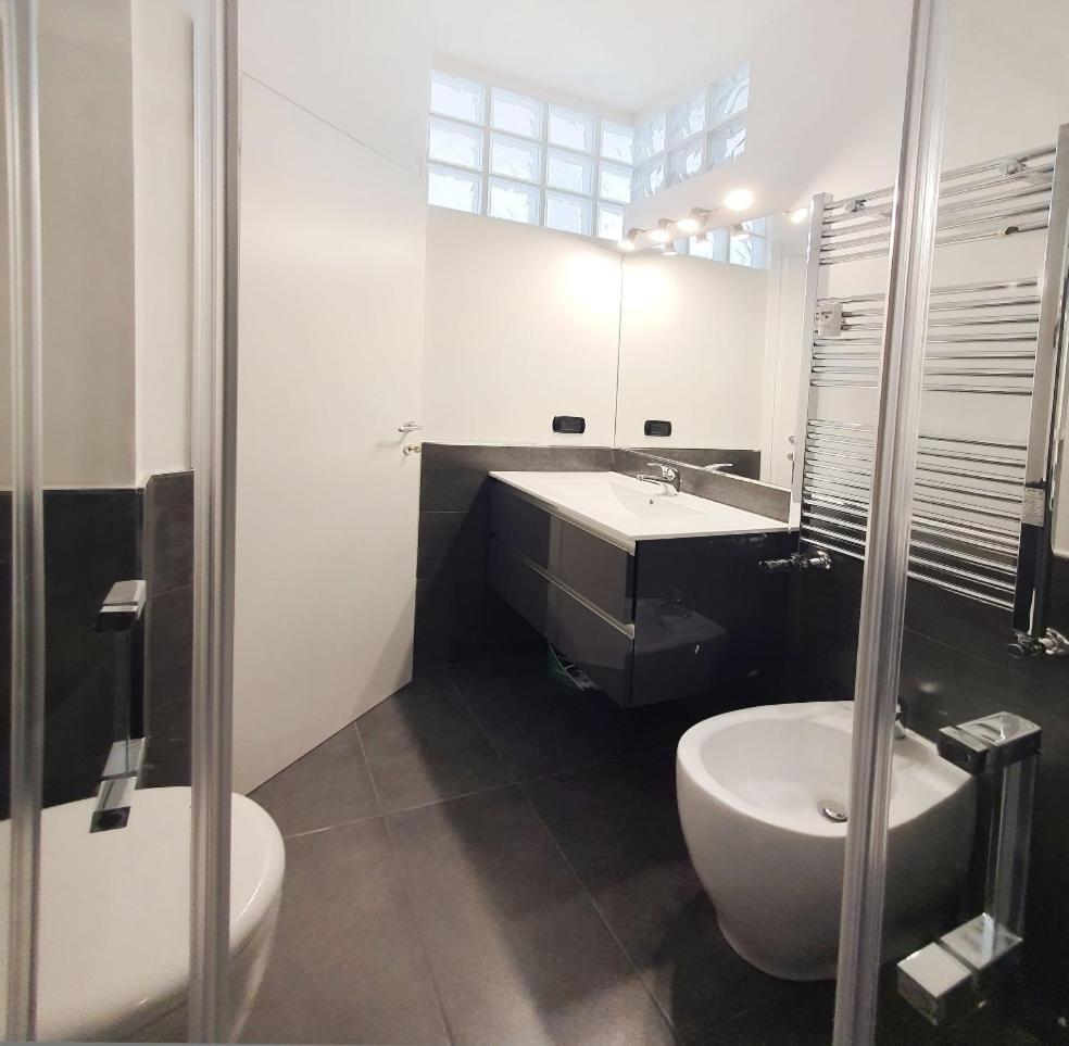 Smart Studio Milano - 1Min From The Subway מראה חיצוני תמונה