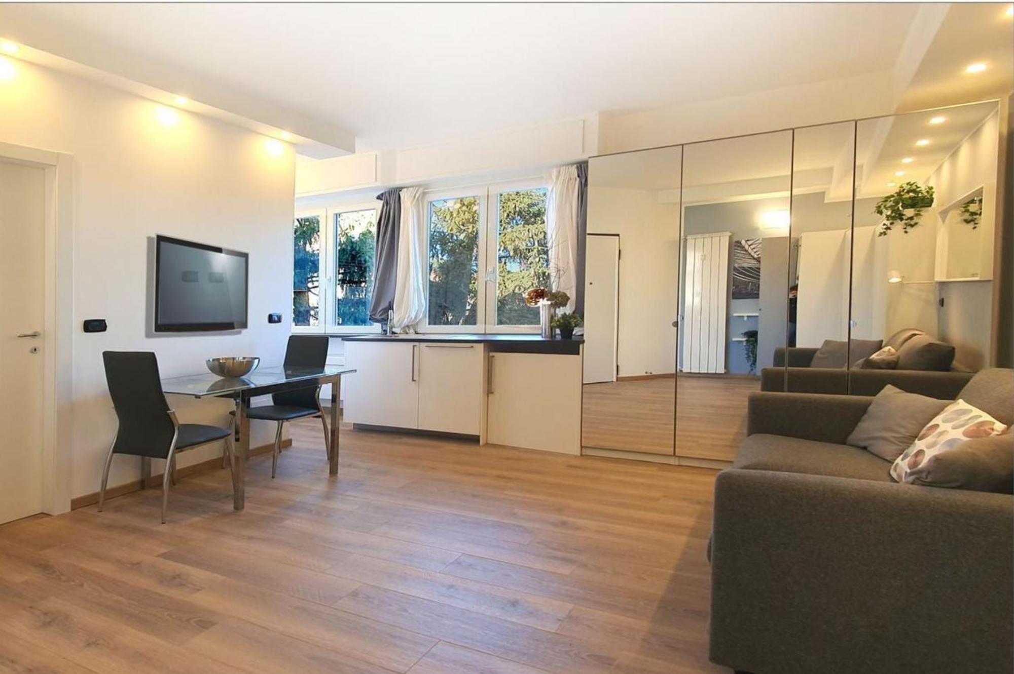 Smart Studio Milano - 1Min From The Subway מראה חיצוני תמונה